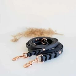 Tyylivoitto Hundekobbel Flettet Svart 13 Tyylivoitto Hundekobbel Flettet Svart -Kjæledyrutstyr Salgsbutikk tyylivoitto braid hihna musta ruusukulta az a2